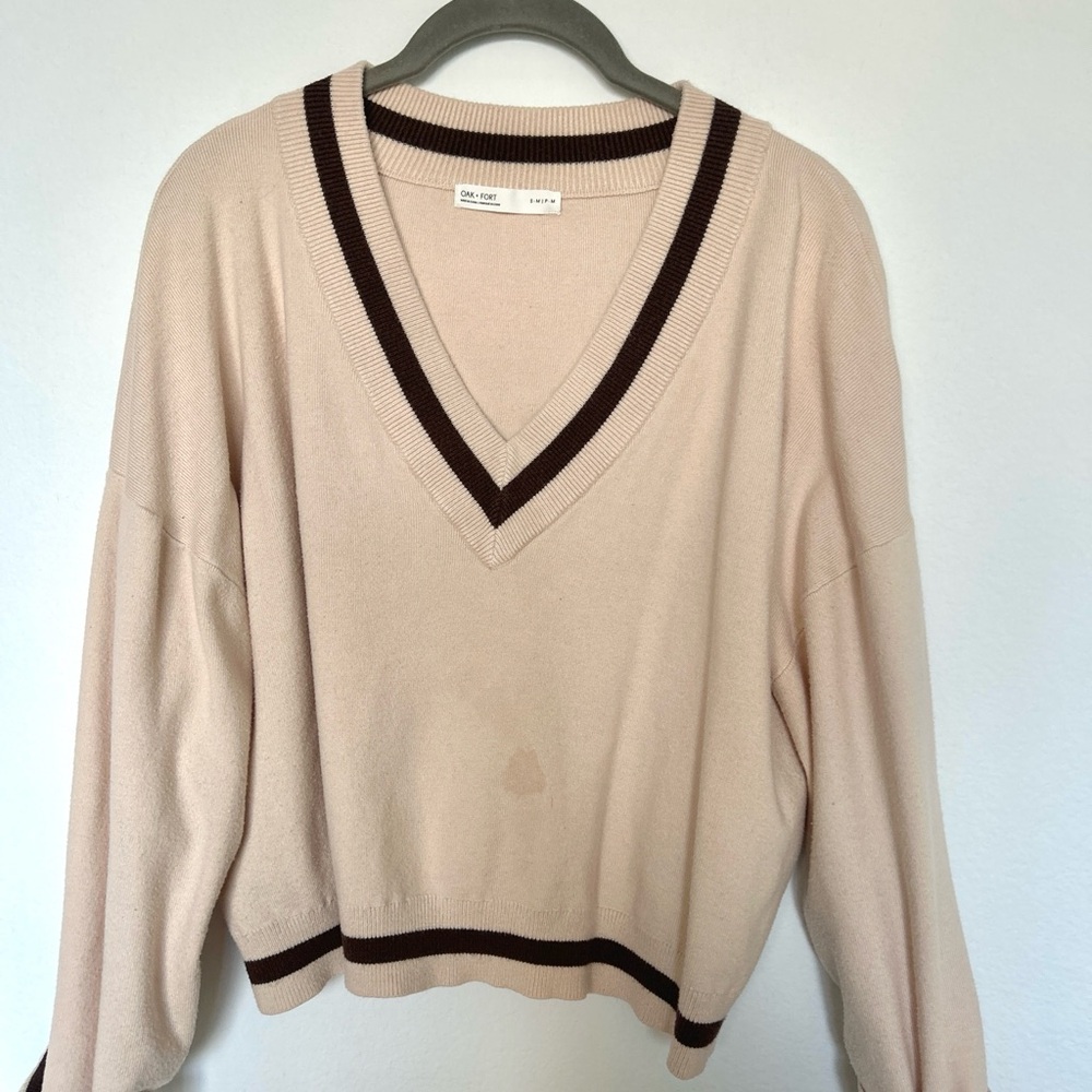 Oak + Fort Beige V-Neck Sweater with Brown Trim Size S/M